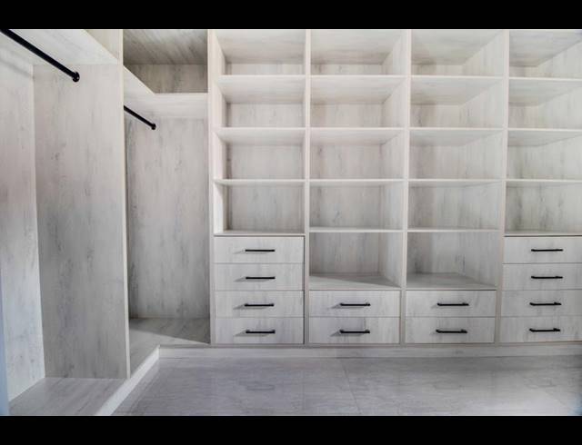 4 BEDROOM HOUSE FOR SALE IN RUIMSIG